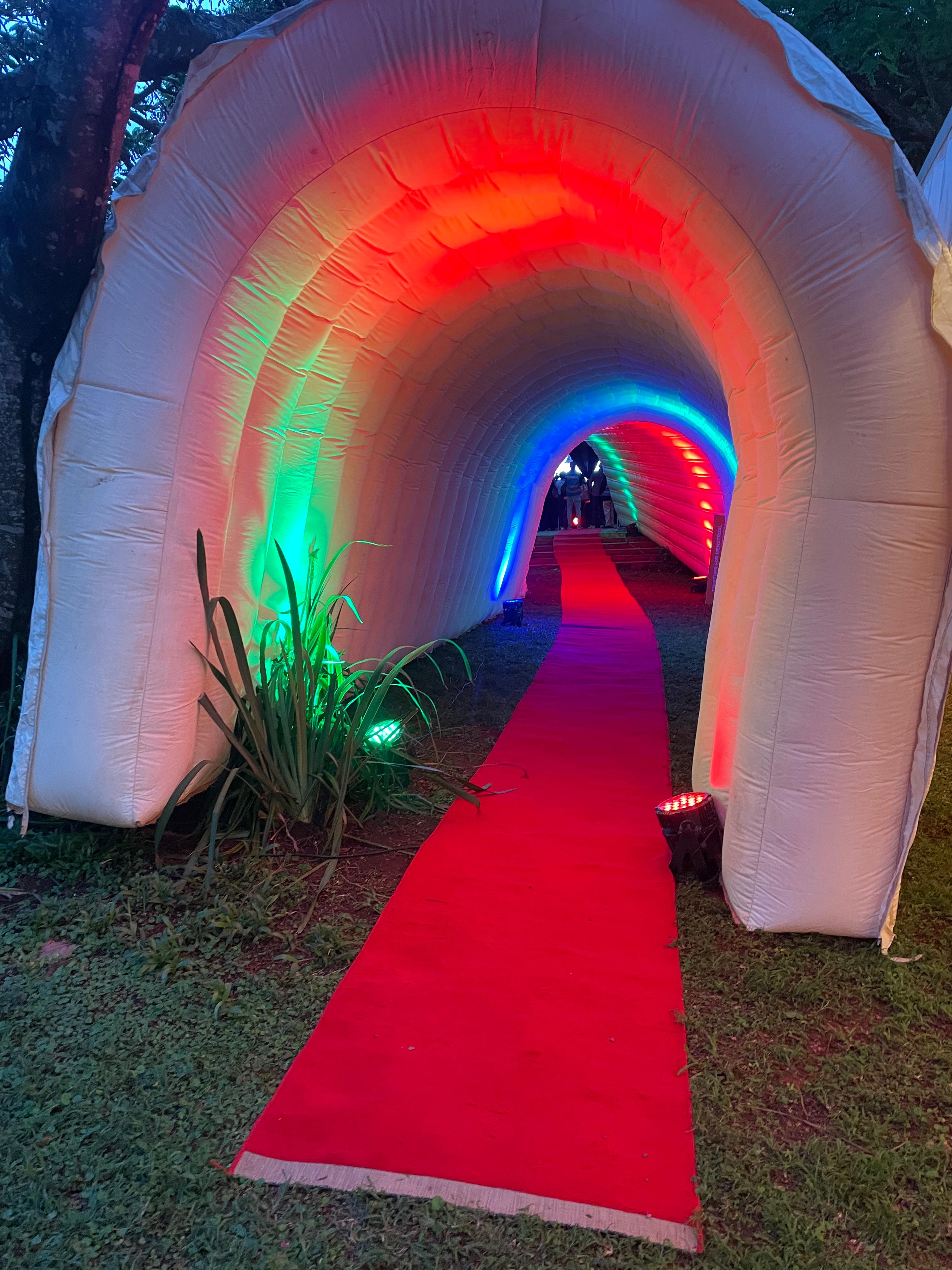 Signature hero frame 28